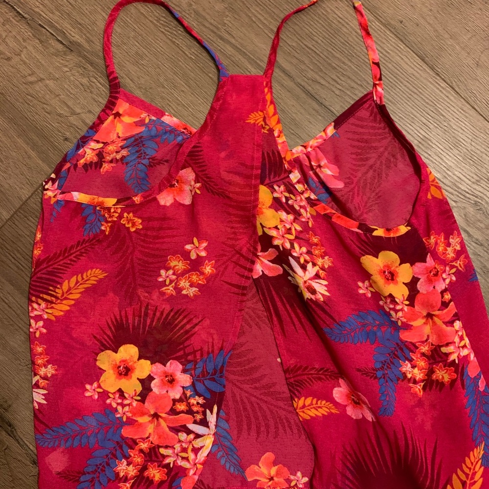 Open Back Tank Top - Picture 3 of 3